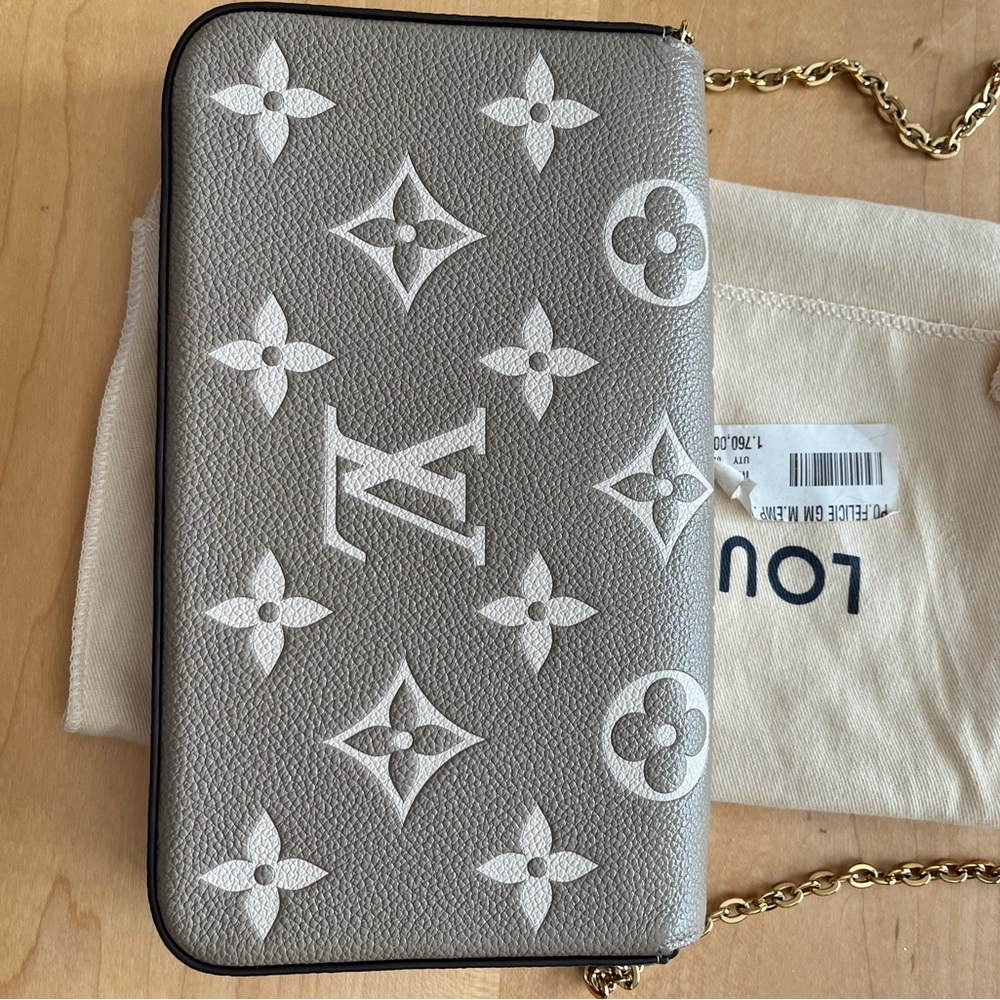 LOUIS VUITTON Pochette Félicie-Dove/Cream! Pristine Condition! Price is Firm! - Picture 10 of 15